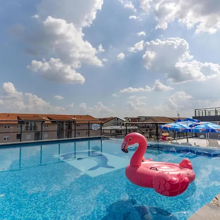 Garni Hollywoodland Wellness & Aquapark Belgrád