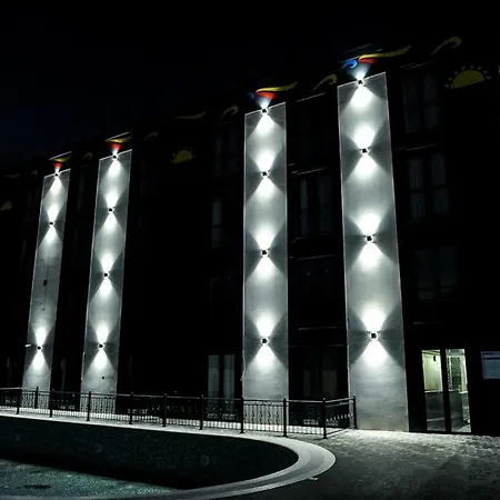Garni Hollywoodland Wellness & Aquapark Szálloda