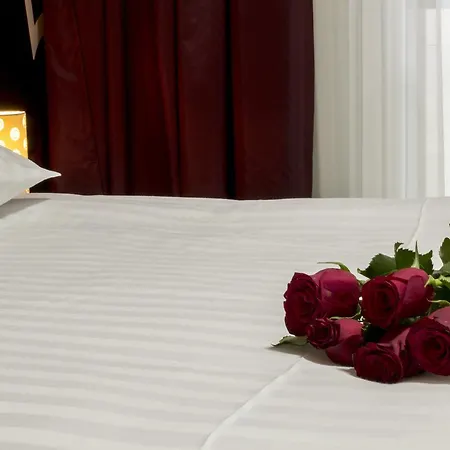 Garni Hollywoodland Wellness & Aquapark Otel Belgrad